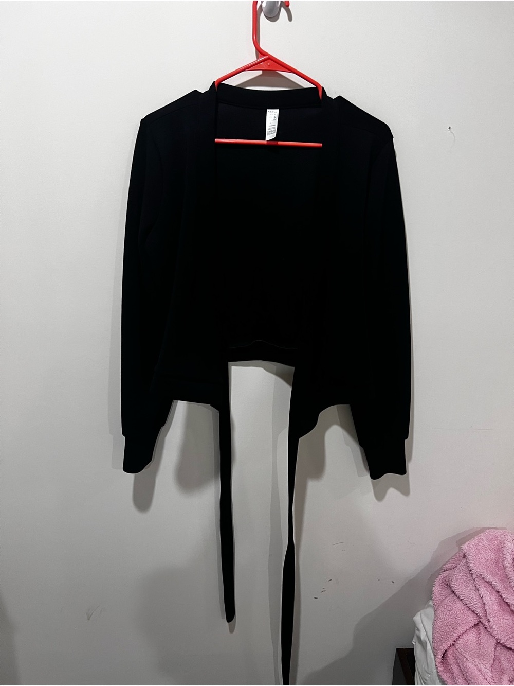 Black Tie-Front Women's lightweight sweater